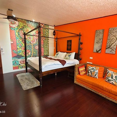 Mystery13 Bed and Breakfast Luodong Exteriör bild